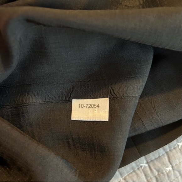 Ann Taylor Women’s Classic Black Dress with Bow Detail Size 4 - Picture 5 of 7